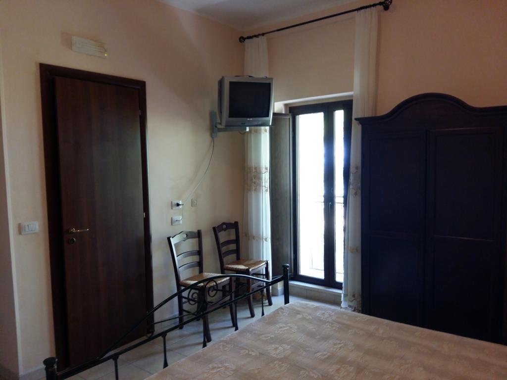 La Mortella Agriturismo Rotondella Room photo